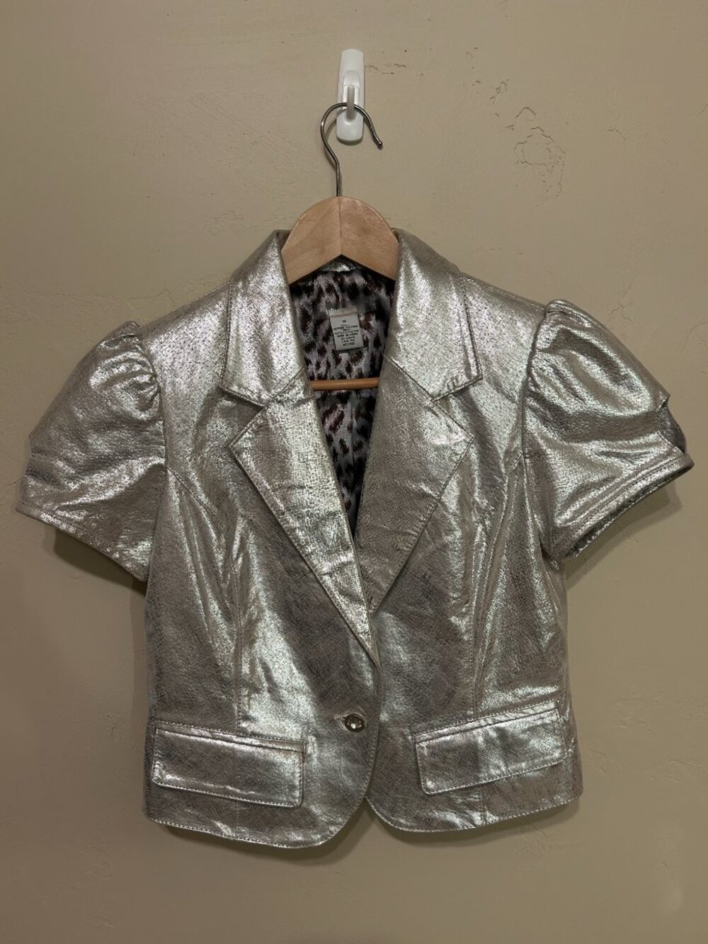 VTG Phosphorus Silver Leather & Leopard Lining Cap Sleeve Jacket Size M